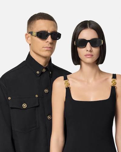 Versace Medusa Square Frame Sunglasses – Matte Black